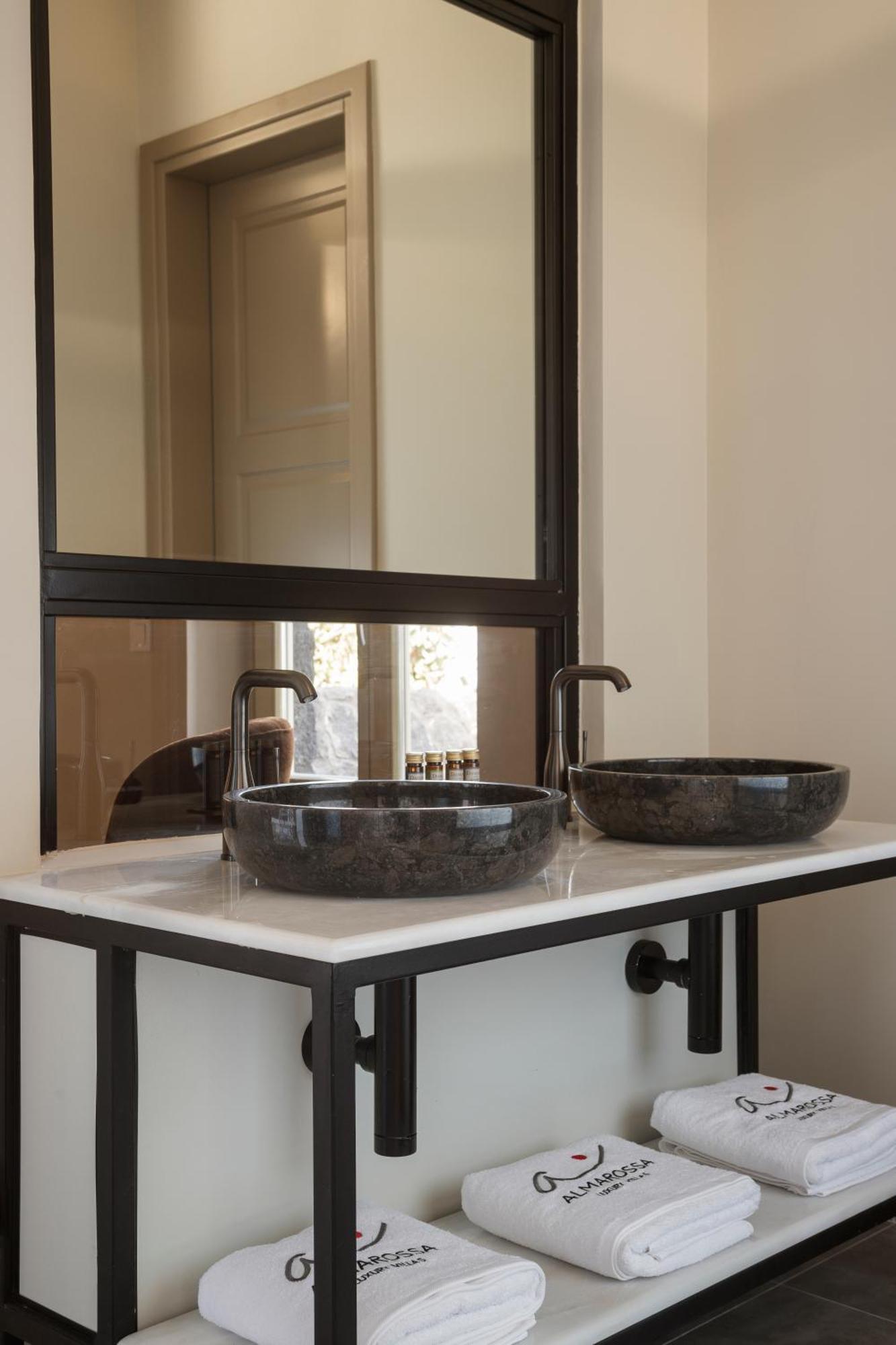 Almarossa Luxury Villas Vourvoulos Exterior photo