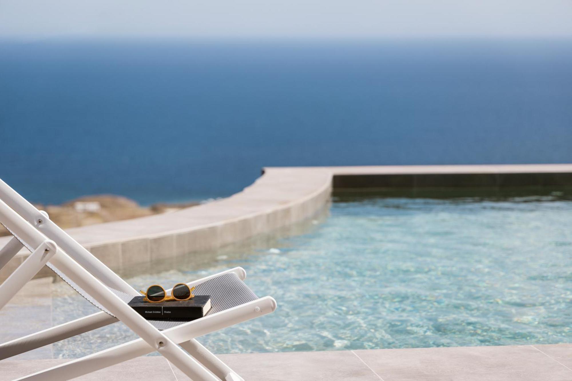 Almarossa Luxury Villas Vourvoulos Exterior photo